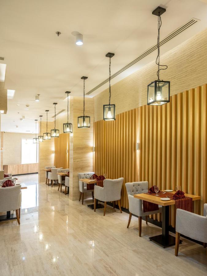 Retaj Inn Al Wakrah Esterno foto